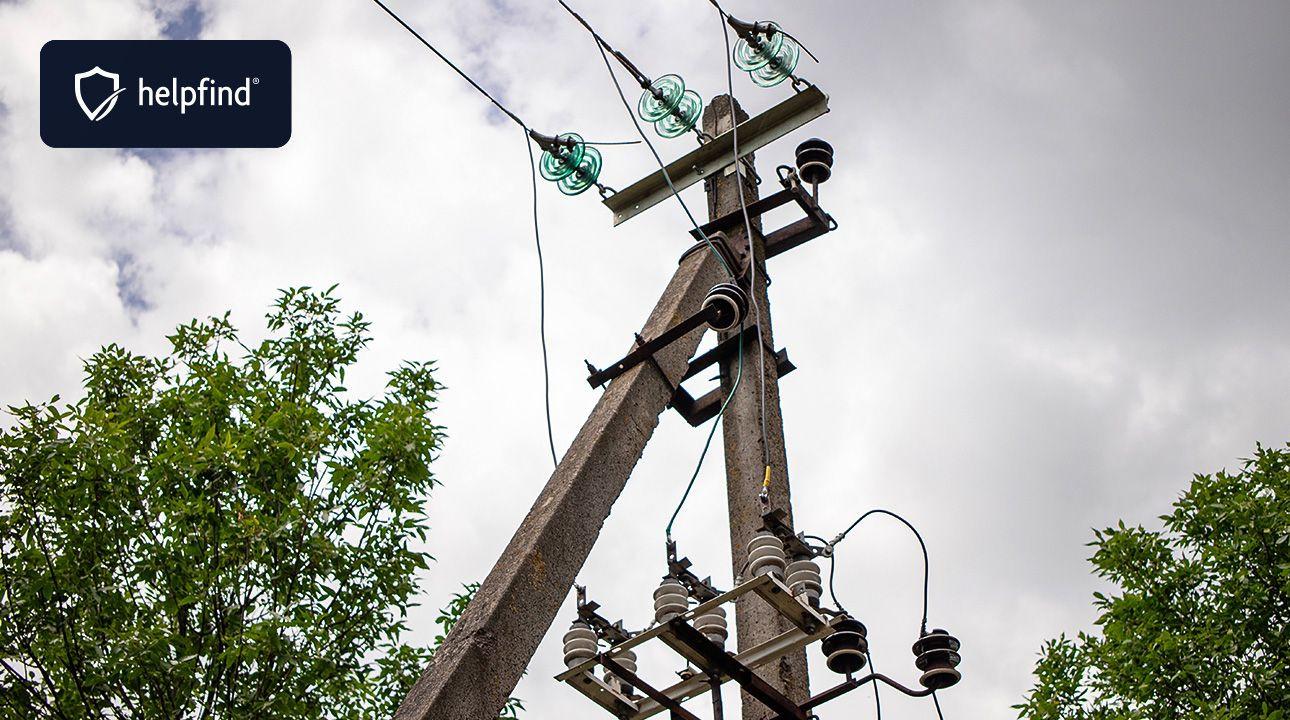 Słup telekomunikacyjny na działce, co robić?